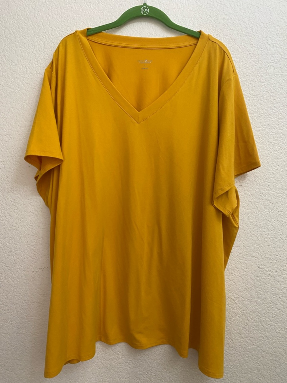 Elizabeth & Clarke 4X Mustard Yellow V-Neck Tee Plus Size StainTech